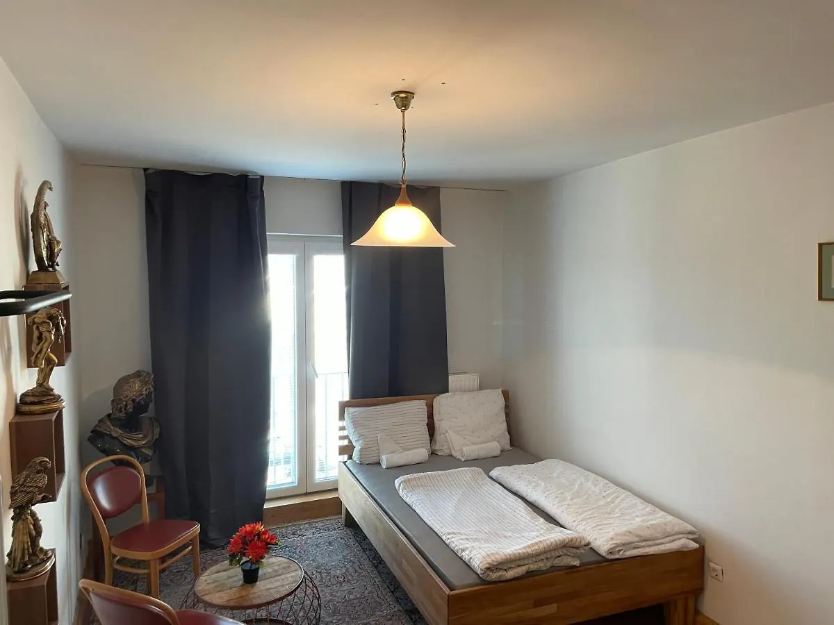 Room In City Center Near U6,U3 And Westbahnhof 비엔나 홈스테이